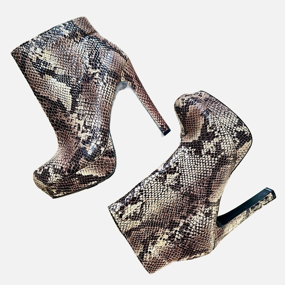 NEW Brown Snakeskin High Heel Platform Booties Ankle Boots Size 8 Zip Up